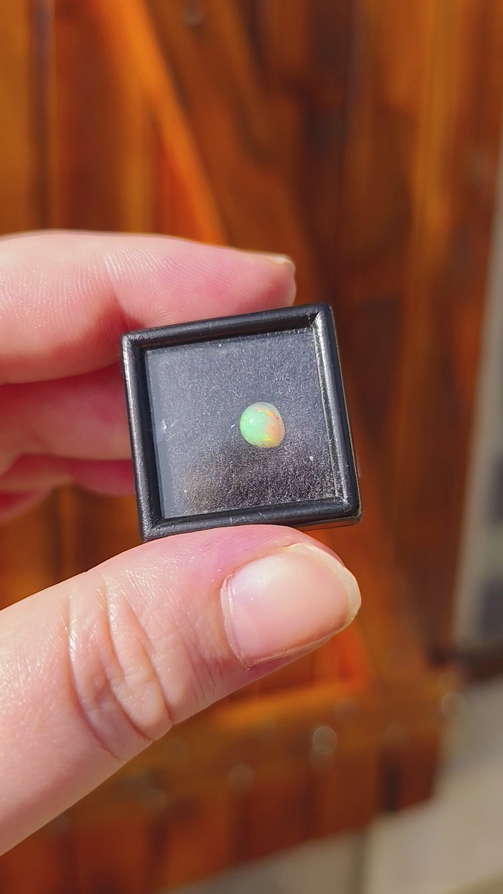 Opale d’Éthiopie 0,59 carat – pièce unique
