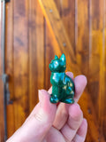 Chat en malachite naturelle – taillé à la main