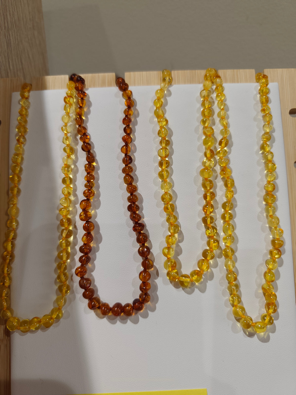 Collier d’ambre bébé