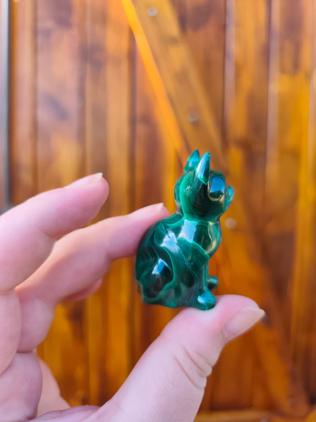 Chat en malachite naturelle – taillé à la main