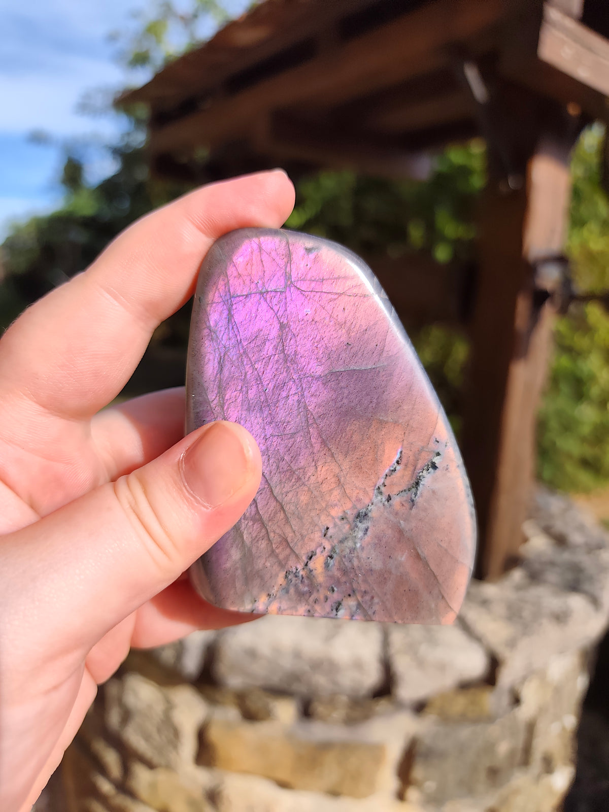 Labradorite Sunset aux reflets violet argenté – Pièce unique