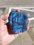 Labradorite Naturelle – Qualité Extra | Pierre de Protection – Madagascar