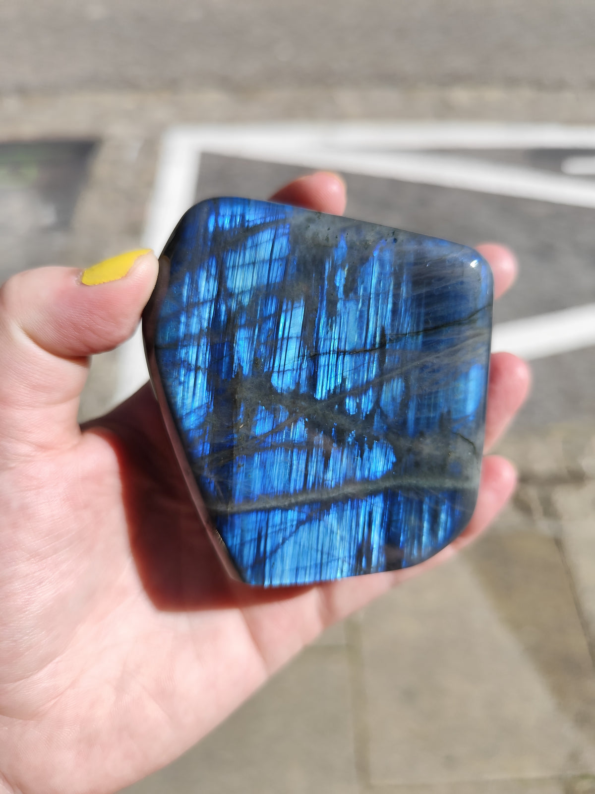 Labradorite Naturelle – Qualité Extra | Pierre de Protection – Madagascar