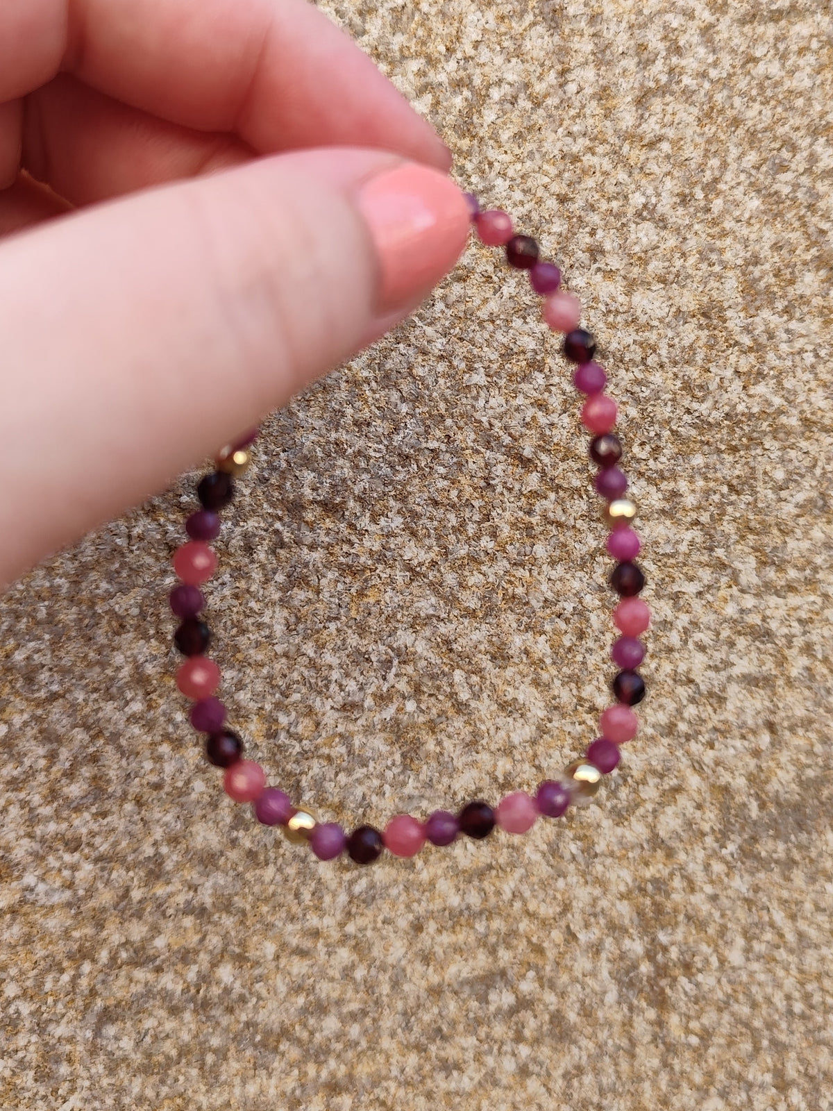 Ember Love — Bracelet Grenat, Rubis & Tourmaline Rose 4 mm