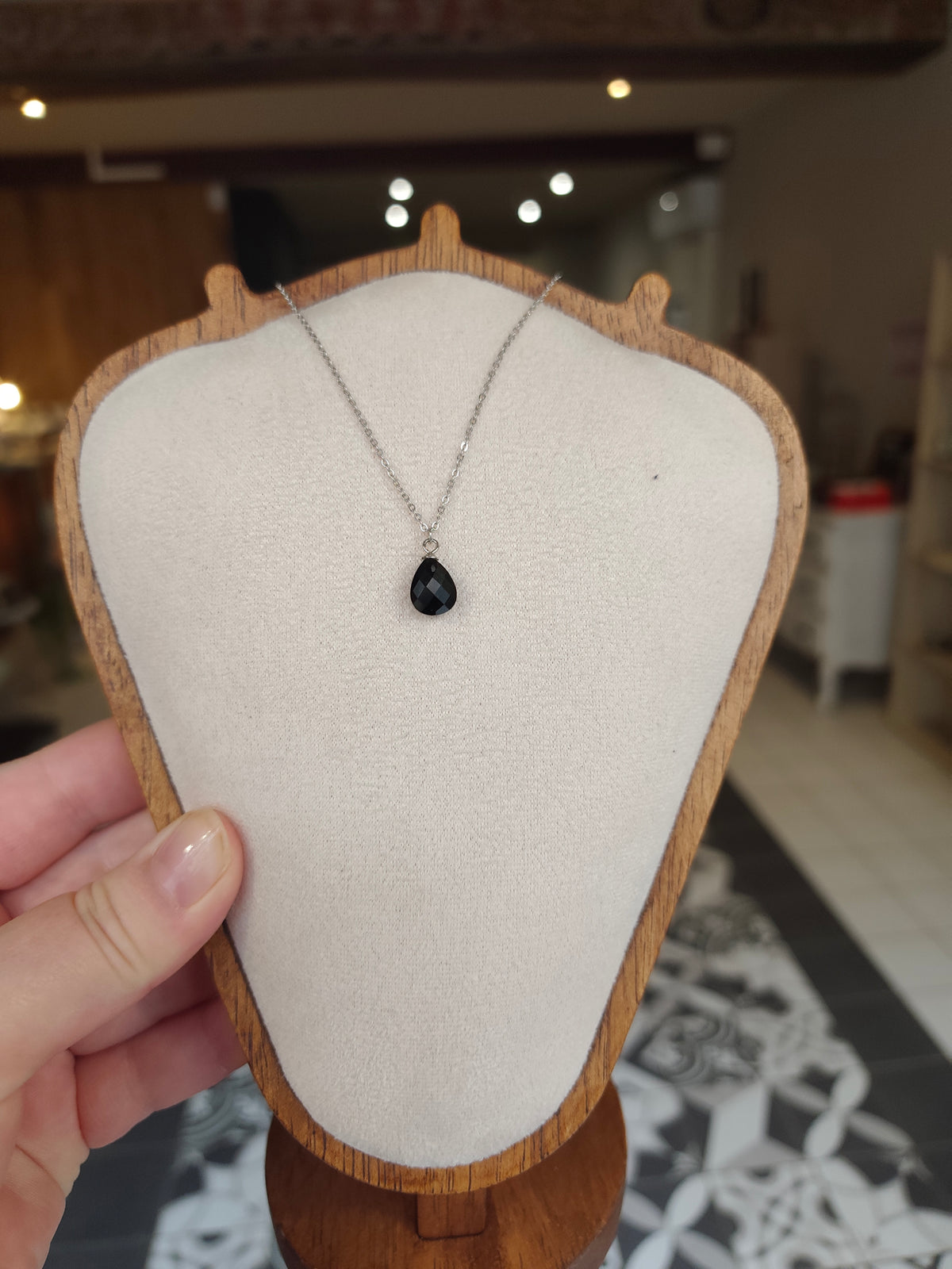 Collier Spinelle Noire Naturelle – Argent 925 Poinçonné