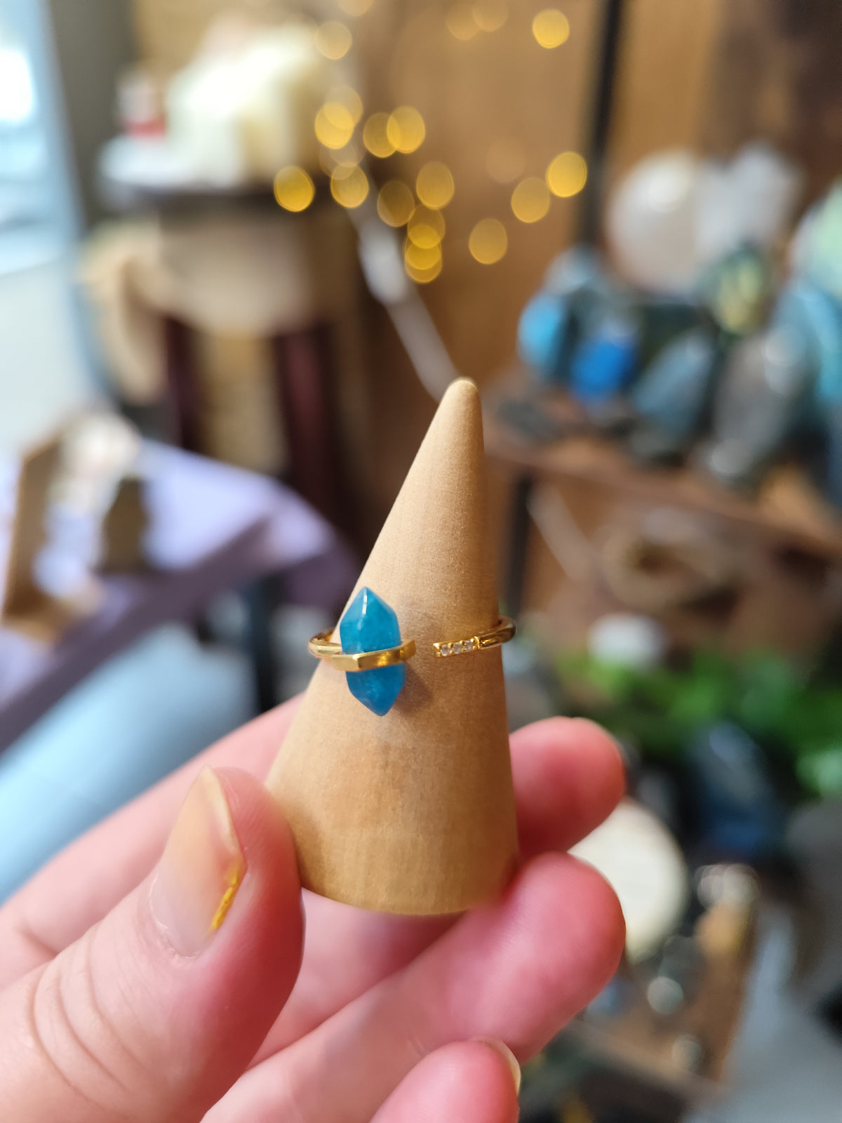 Bague pointe Apatite