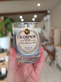 Bougie signe astrologique Scorpion ♏ — Citron, Thé Vert & Vétiver